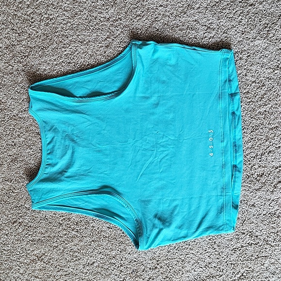 Asos active crop tanks - never worn - Picture 4 of 7